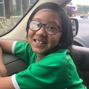 Meet your Posher, Noemi